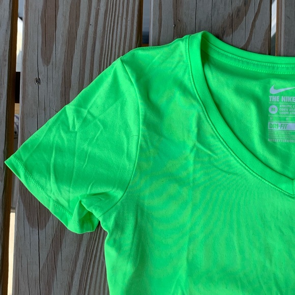 Nike V-Neck Athleisure Shirt - Picture 3 of 7